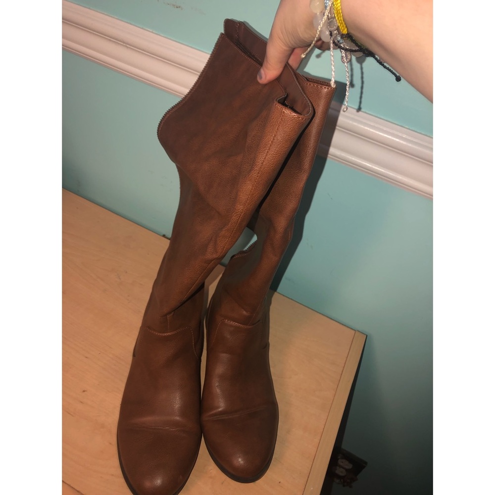 tall brown boots
